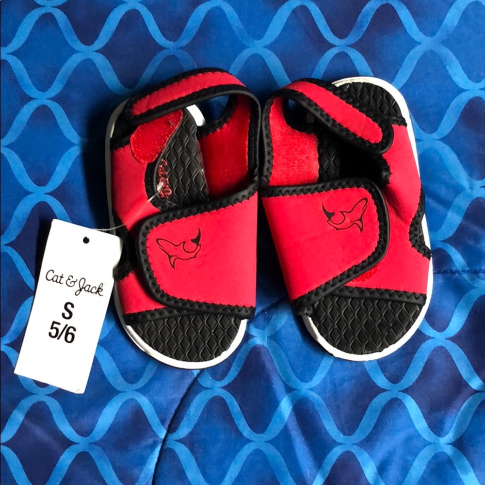 Kids sandals